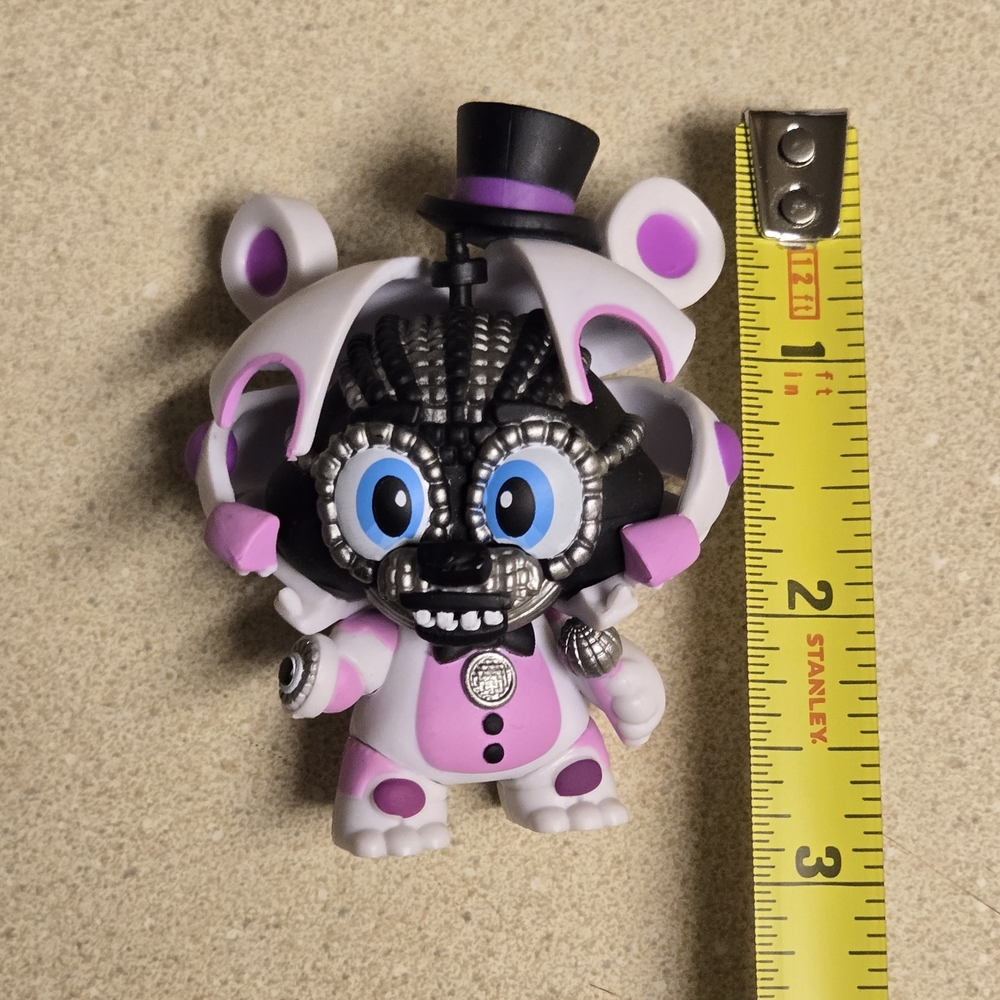 Five Nights at Freddy's Mystery Mini Jumpscare Funtime Freddy 1/12 (Exclusive) - Picture 5 of 7